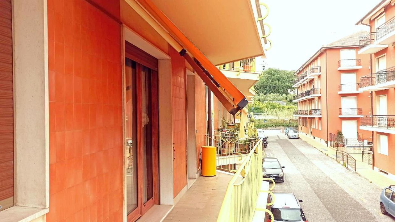 Apartamento Il Tulipano San Bartolomeo Al Mare Exterior foto